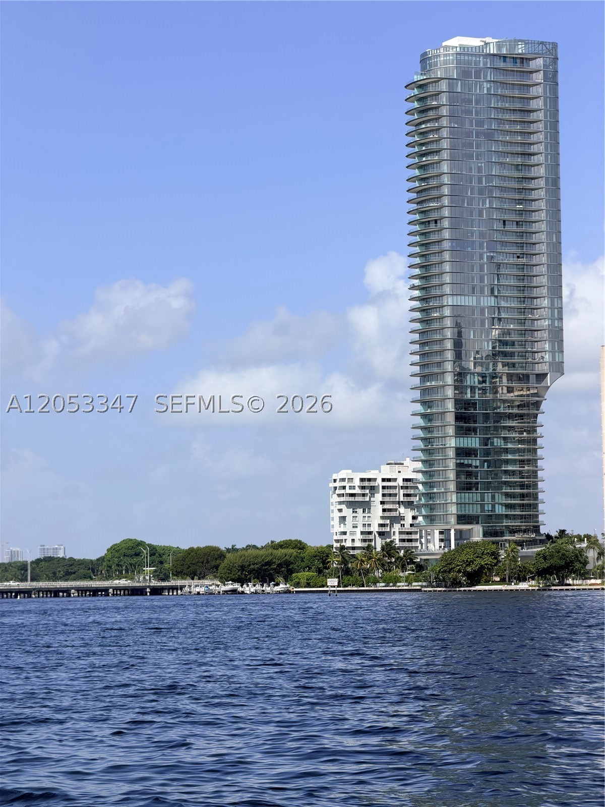 175 SE 25 ROAD #902, Miami FL 33129