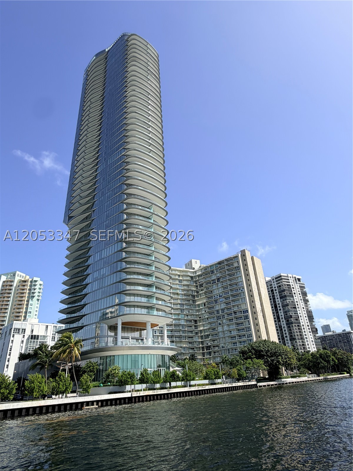 175 SE 25 ROAD #902, Miami FL 33129
