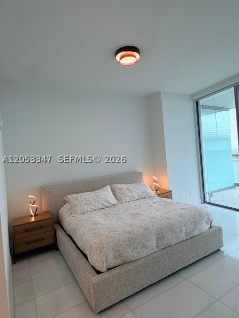 175 SE 25 ROAD #902, Miami FL 33129