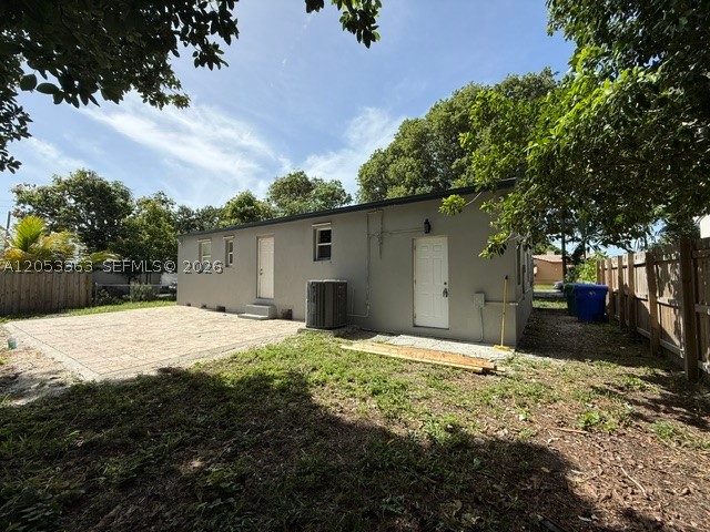 1121 NW 56th St #0, Miami FL 33127