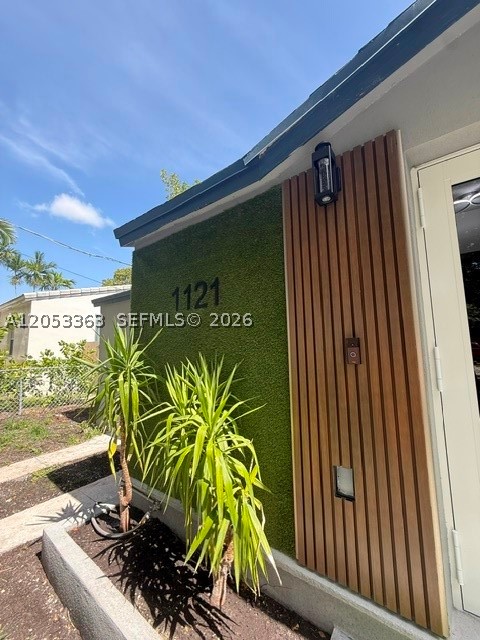 1121 NW 56th St #0, Miami FL 33127