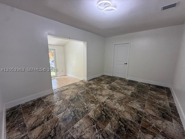 1121 NW 56th St #0, Miami FL 33127
