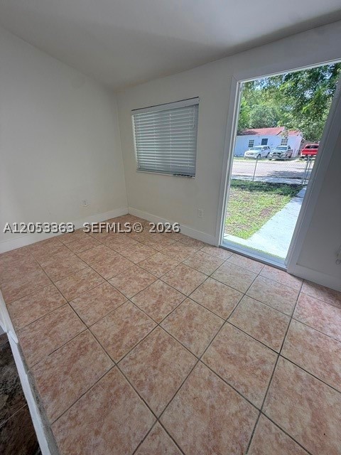 1121 NW 56th St #0, Miami FL 33127