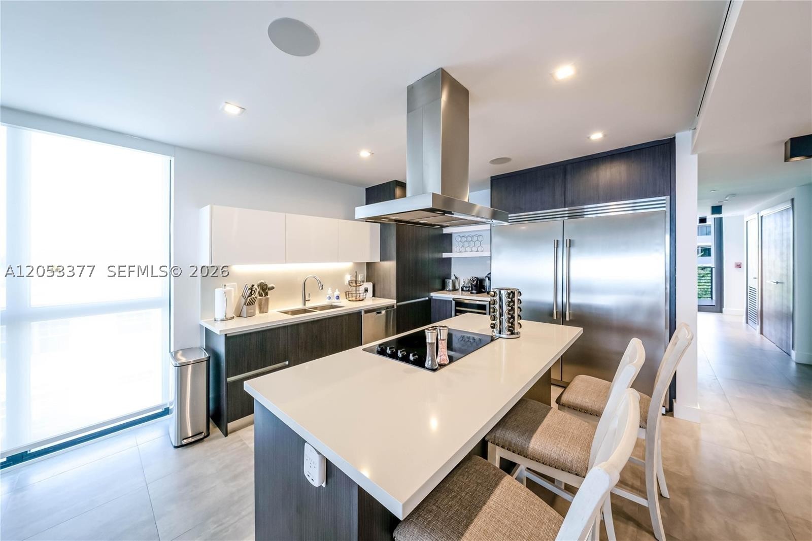 1930 Bay Dr #PH 2, Miami Beach FL 33141