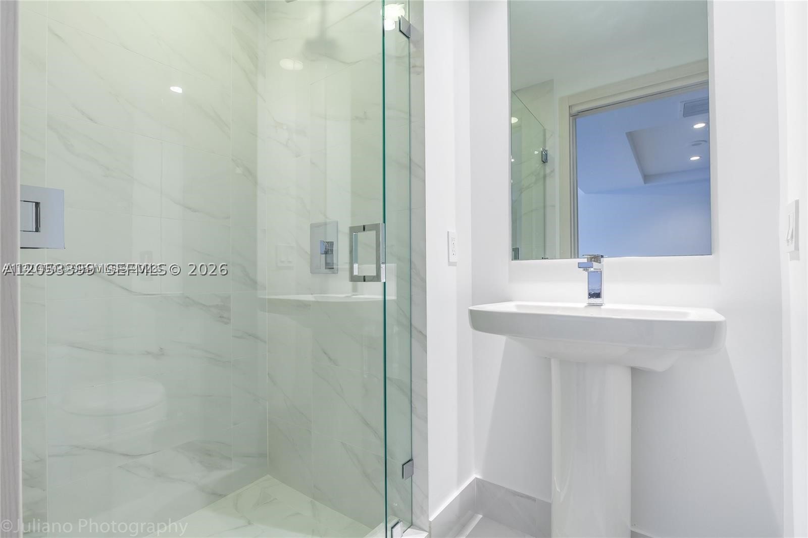 801 S Miami Ave #3006, Miami FL 33130