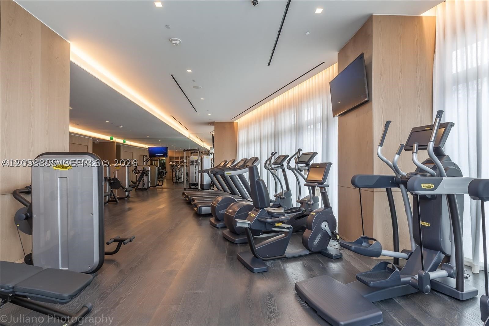 801 S Miami Ave #3006, Miami FL 33130