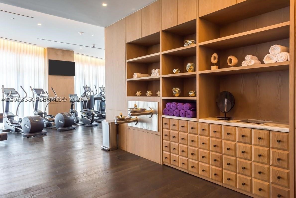 801 S Miami Ave #3006, Miami FL 33130