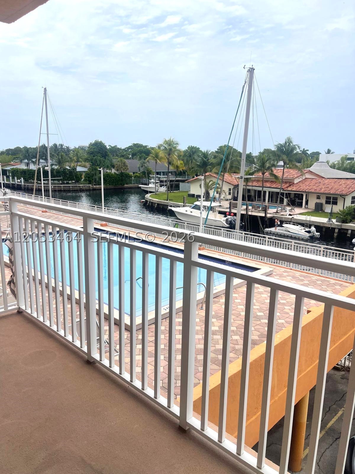 2450 NE 135th St #209, North Miami FL 33181