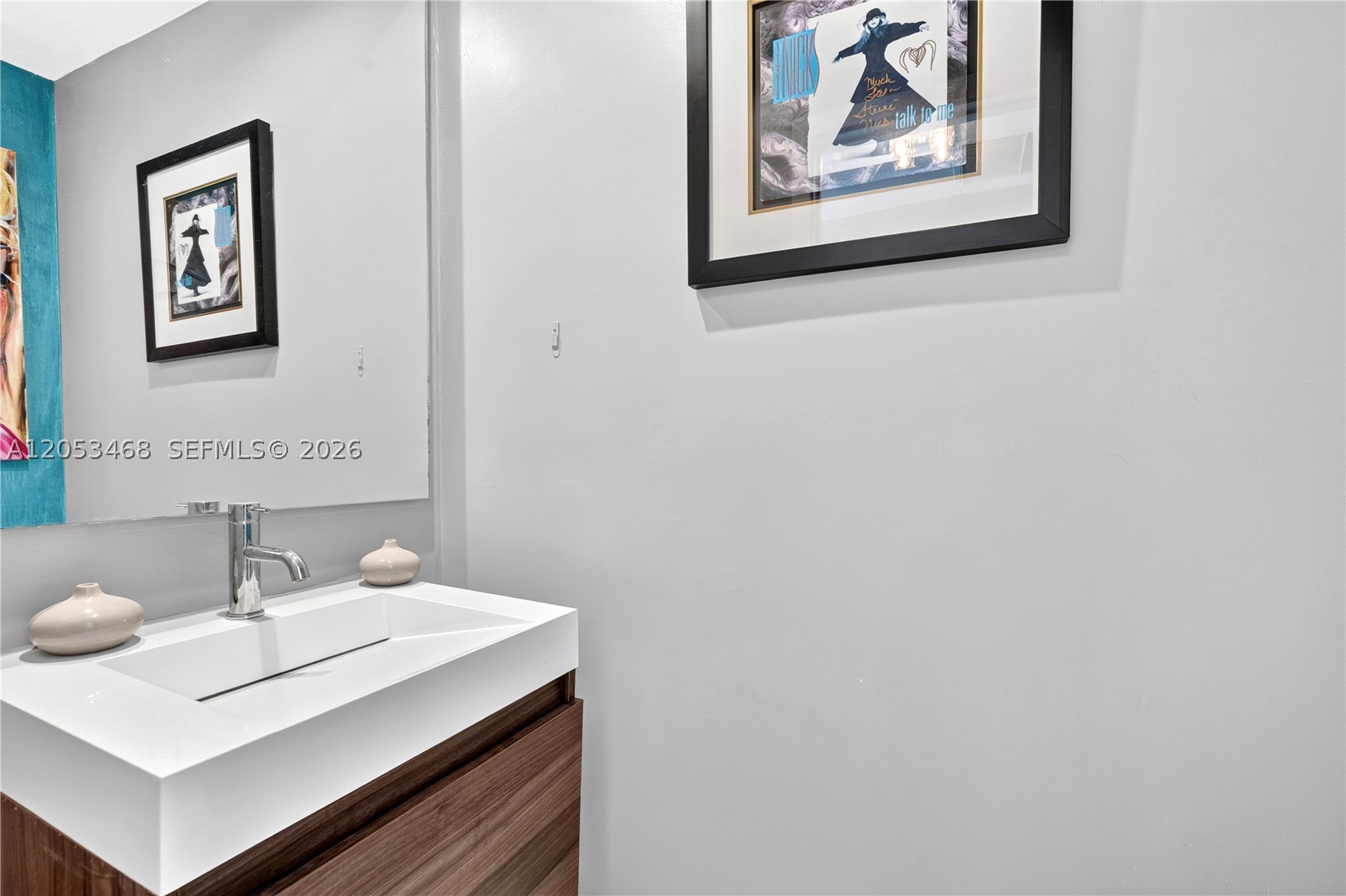 1000 Venetian Way #810, Miami Beach FL 33139