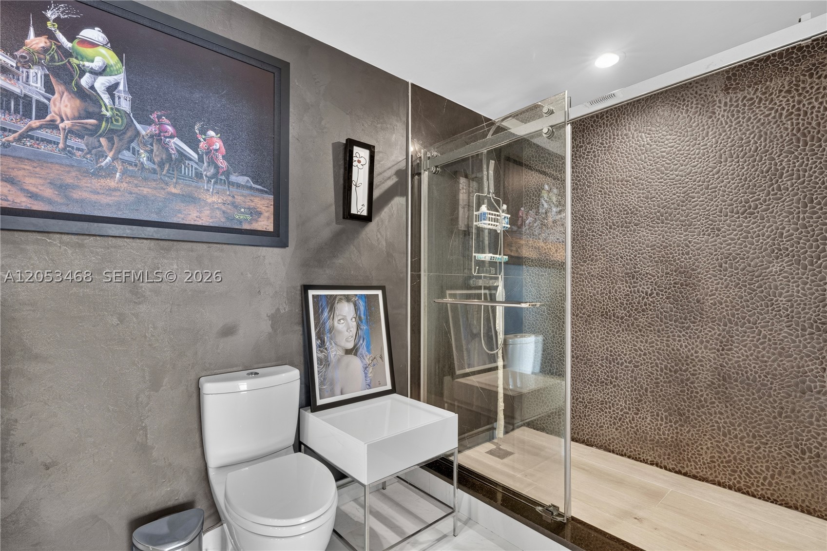 1000 Venetian Way #810, Miami Beach FL 33139