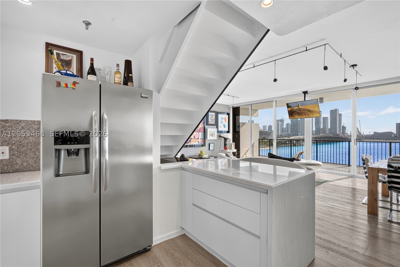 1000 Venetian Way #810, Miami Beach FL 33139