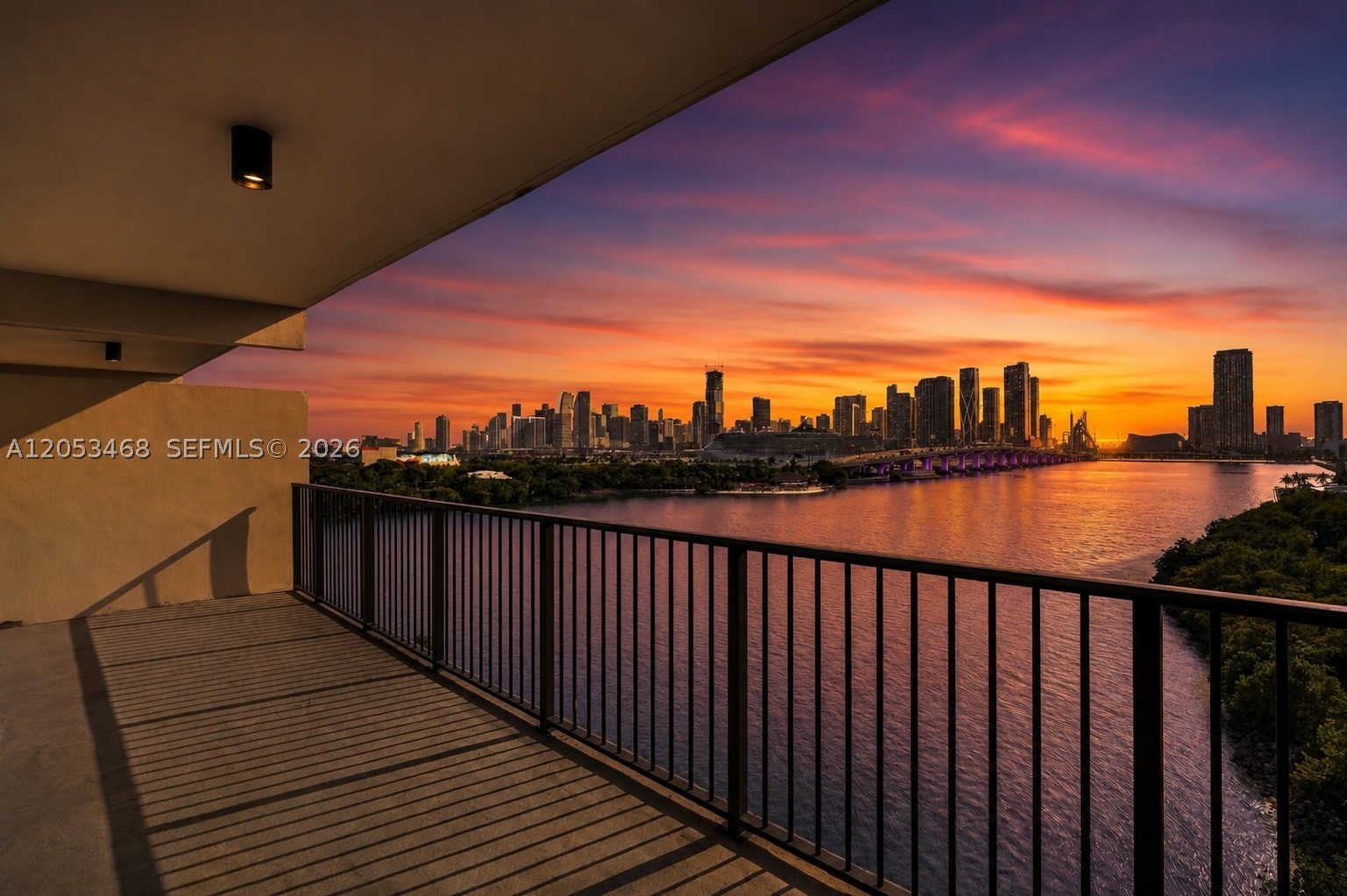 1000 Venetian Way #810, Miami Beach FL 33139