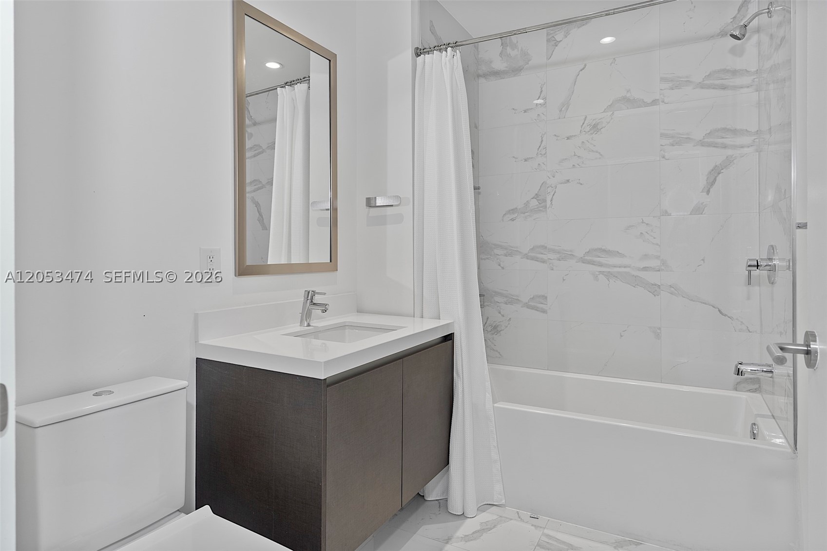 851 NE 1st Ave #4407, Miami FL 33132