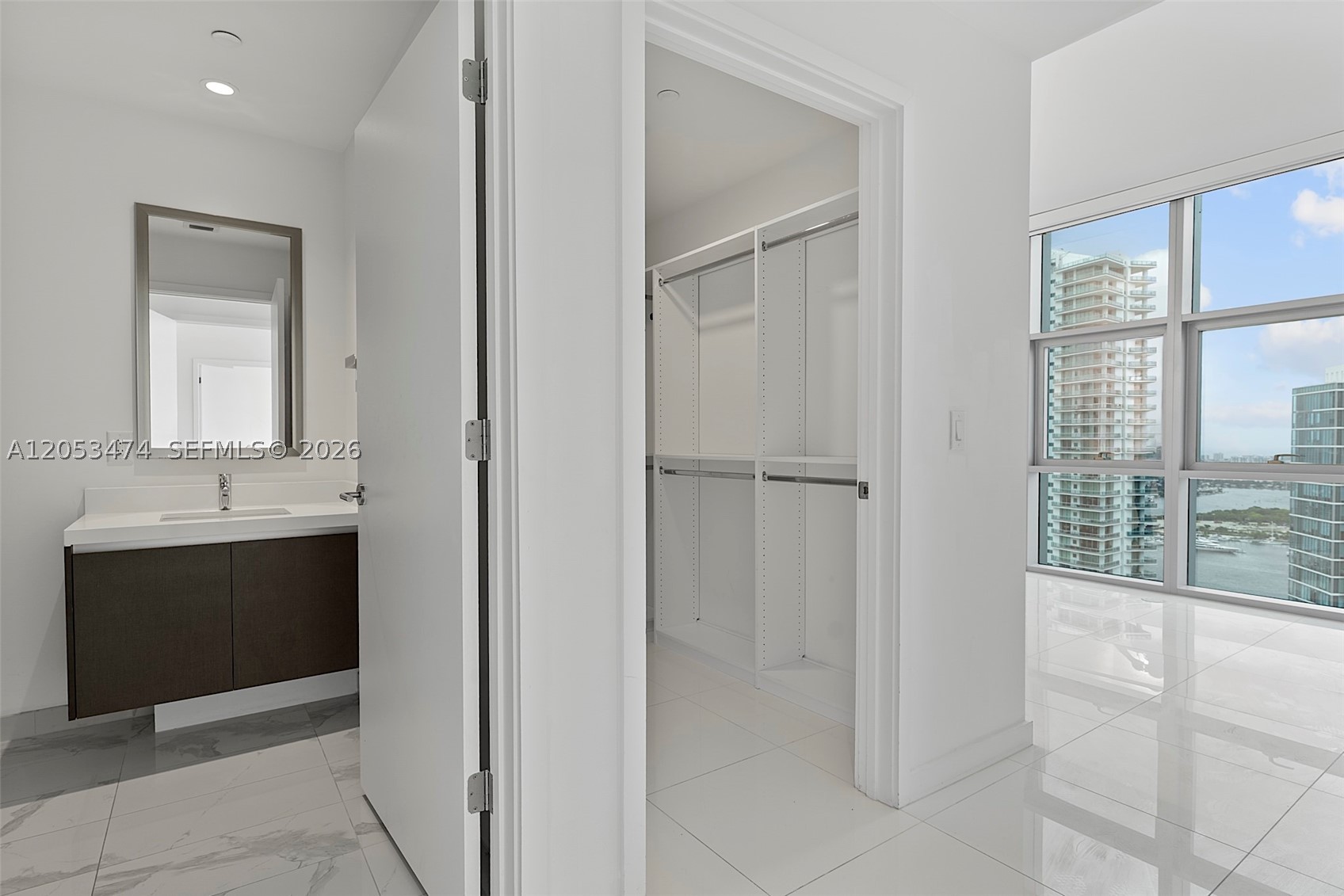 851 NE 1st Ave #4407, Miami FL 33132