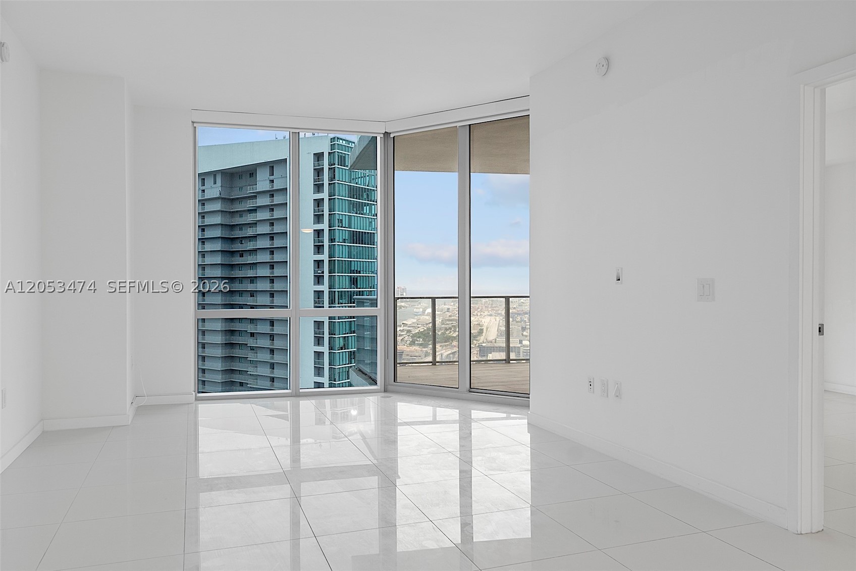 851 NE 1st Ave #4407, Miami FL 33132