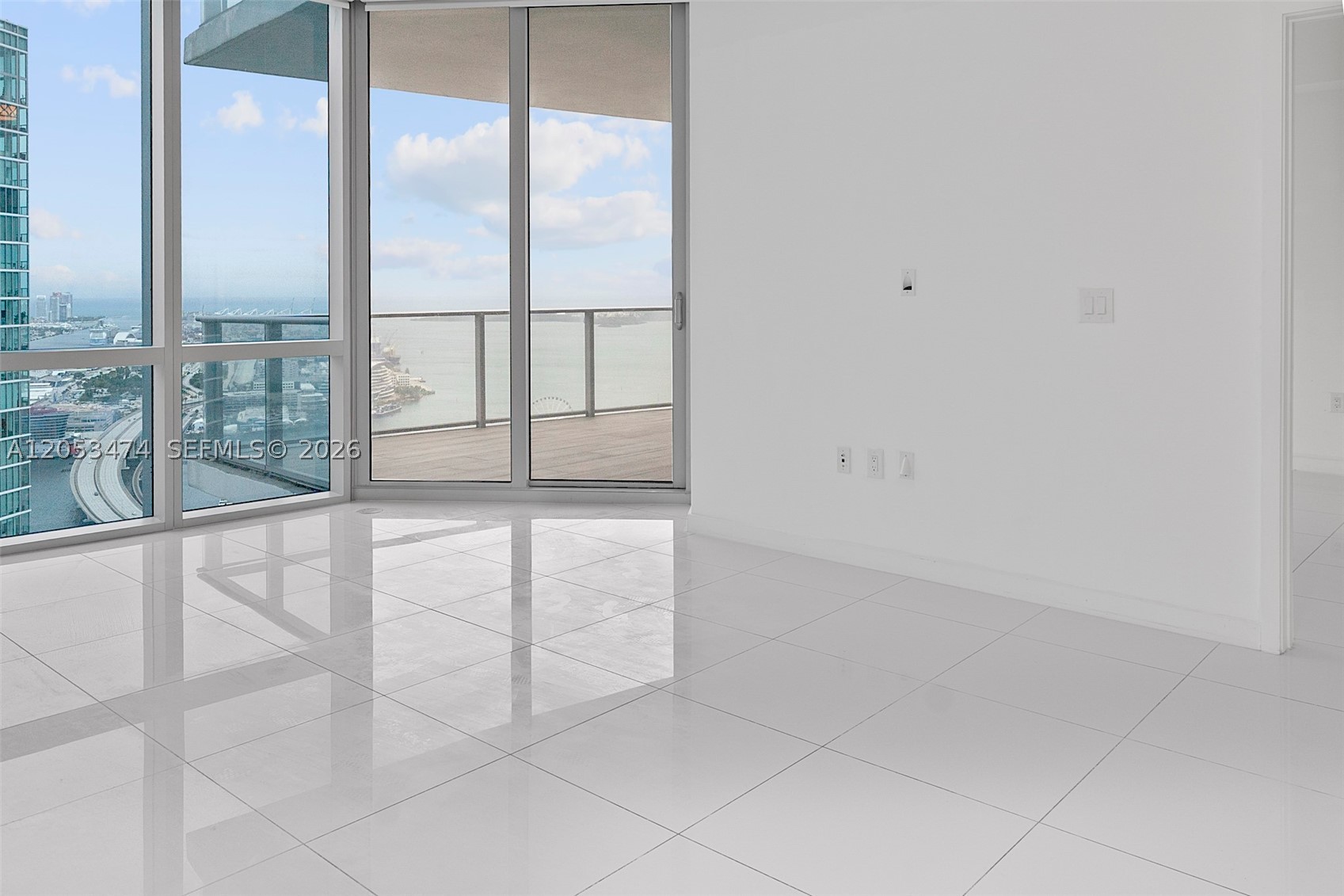 851 NE 1st Ave #4407, Miami FL 33132