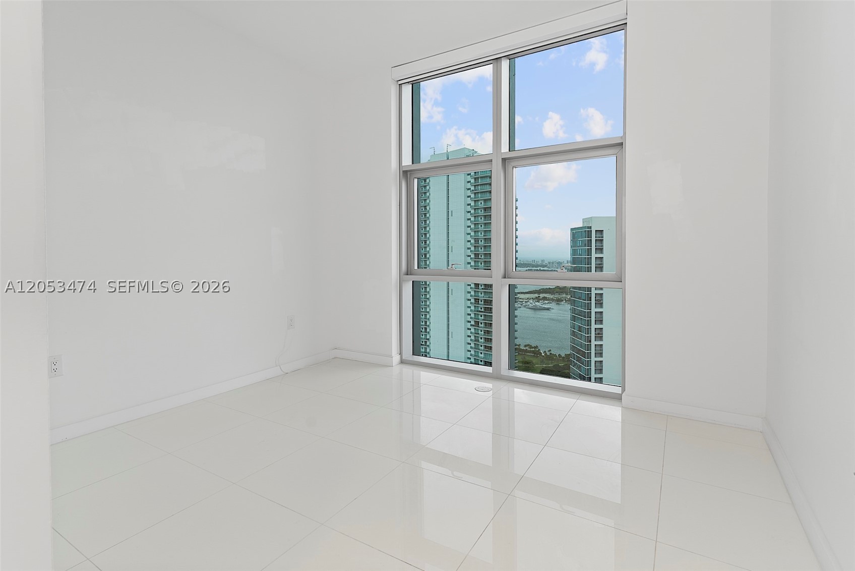 851 NE 1st Ave #4407, Miami FL 33132