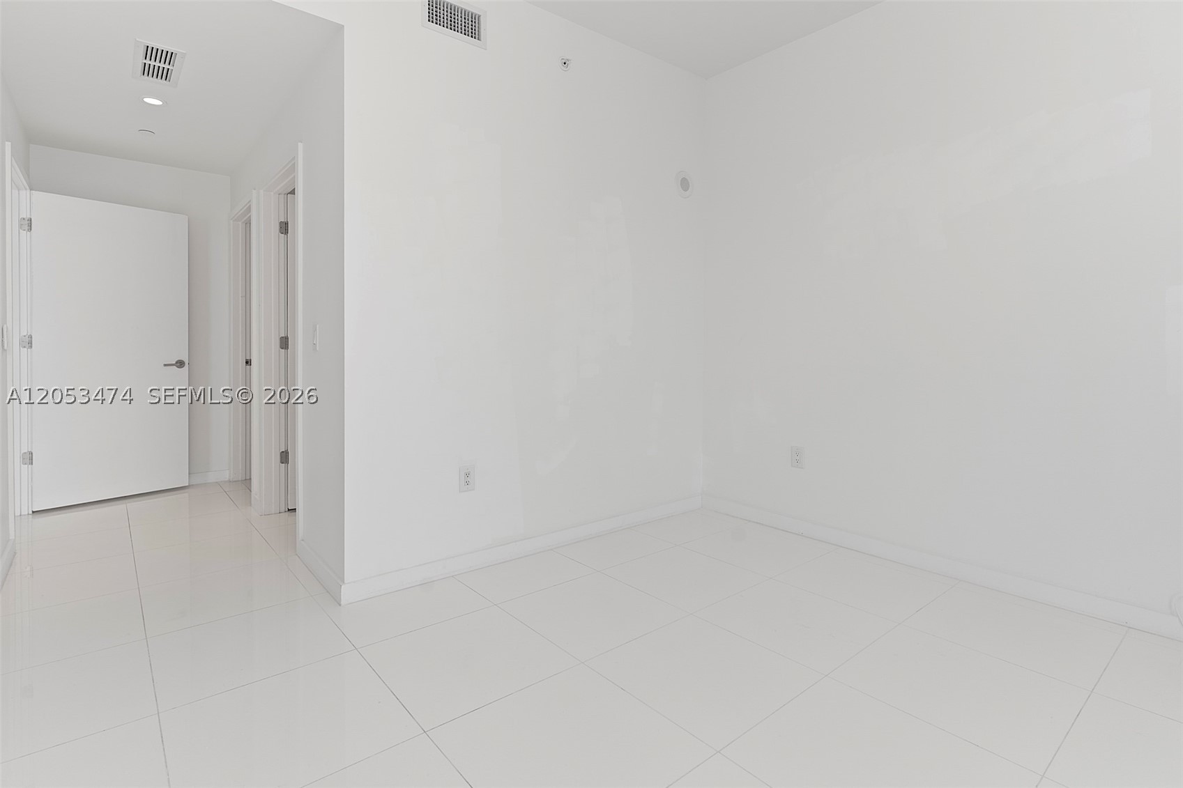 851 NE 1st Ave #4407, Miami FL 33132