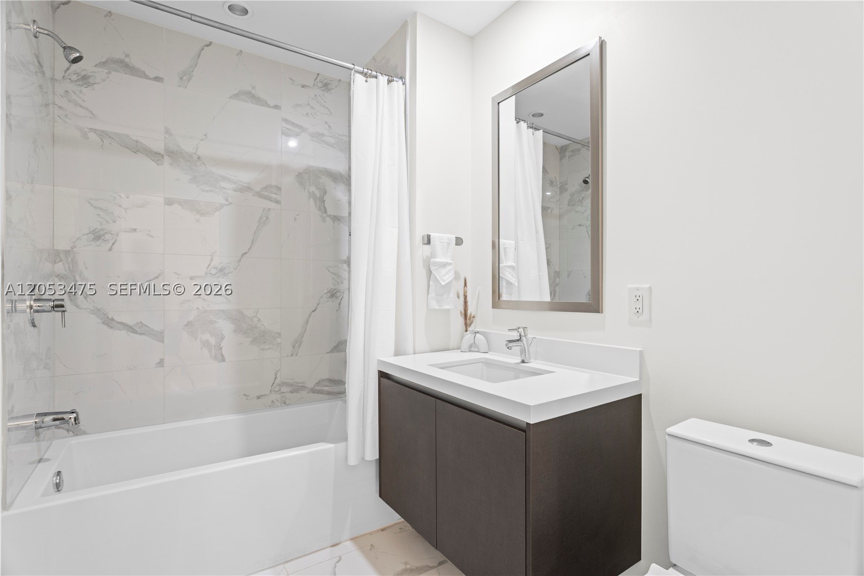 851 NE 1st Ave #2308, Miami FL 33132