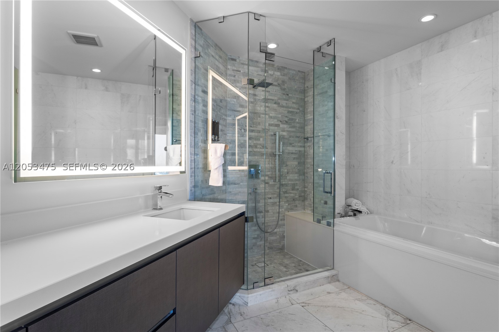 851 NE 1st Ave #2308, Miami FL 33132