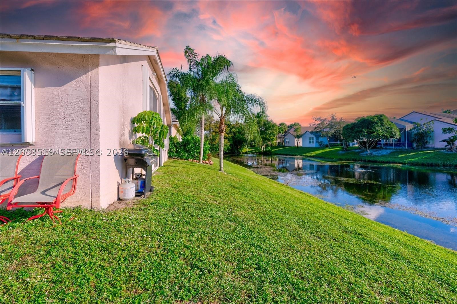 112 Caribe Ct, Green Acres FL 33413