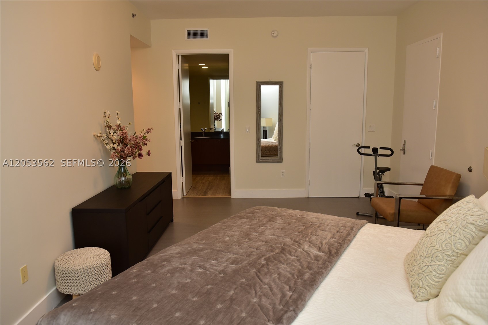 15811 Collins Ave #2905, Sunny Isles Beach FL 33160