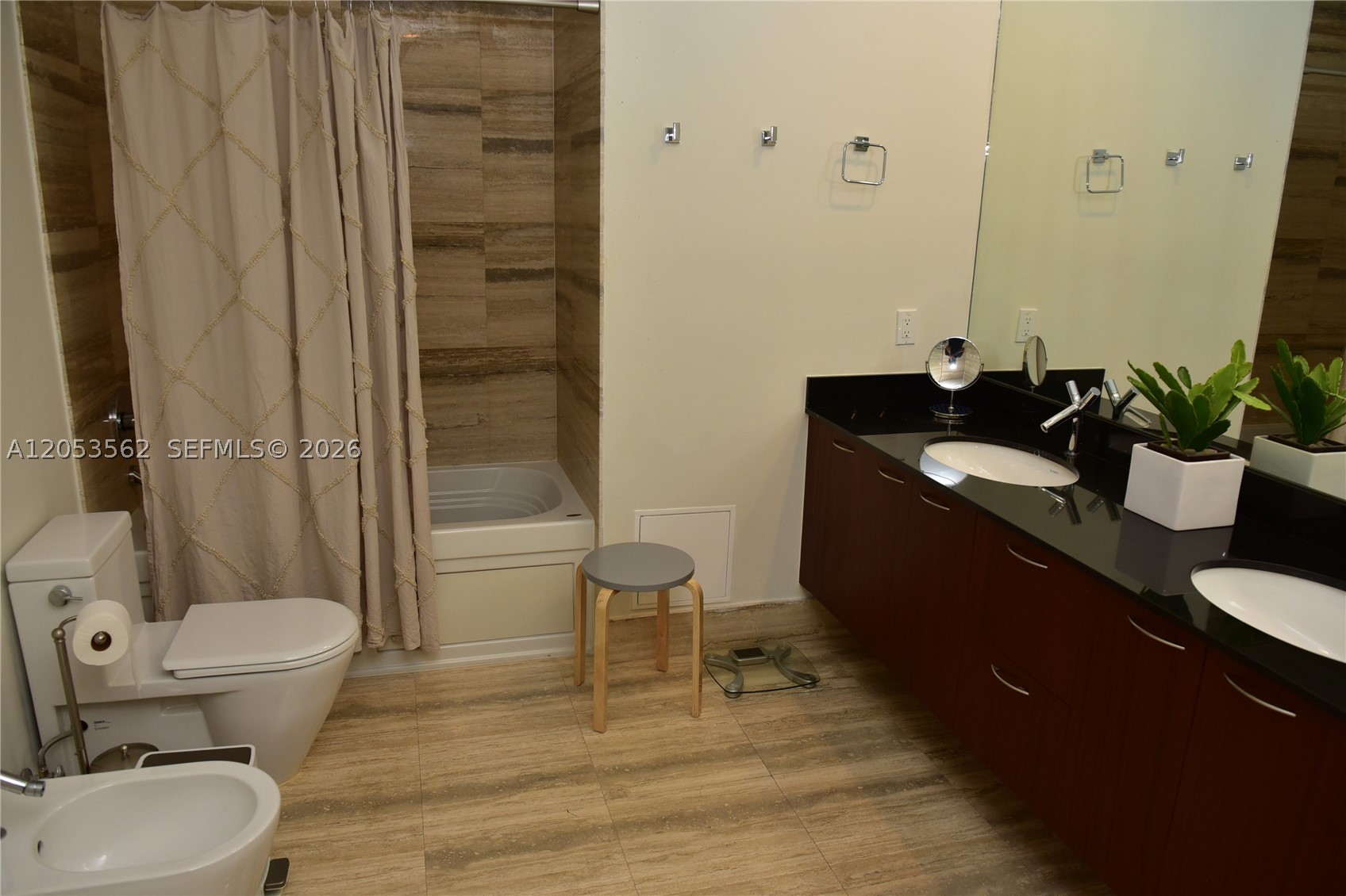 15811 Collins Ave #2905, Sunny Isles Beach FL 33160
