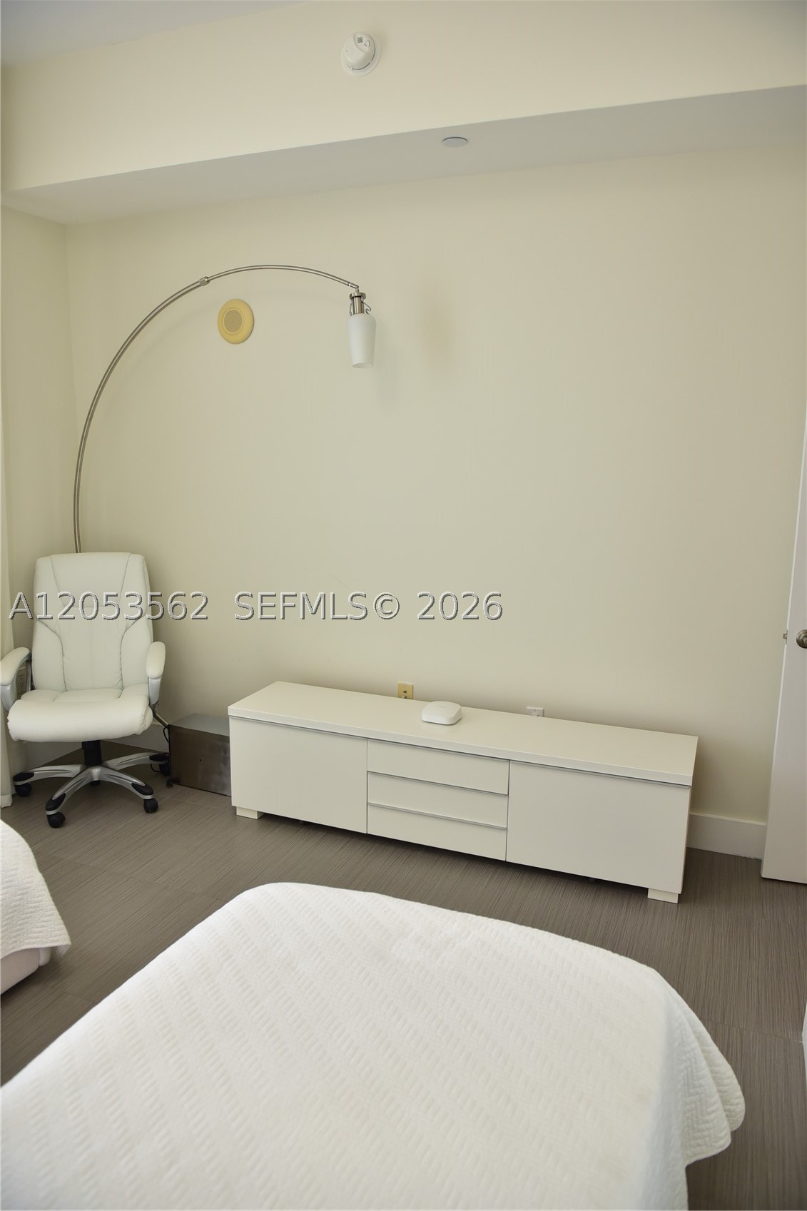 15811 Collins Ave #2905, Sunny Isles Beach FL 33160