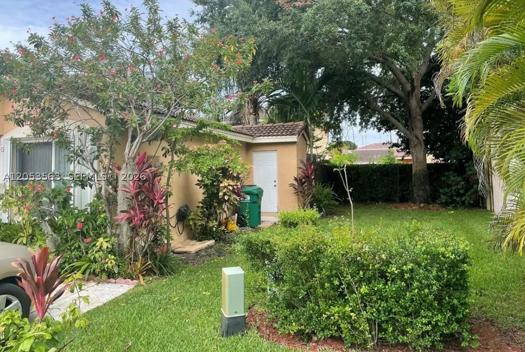9720 SW 164th Ave, Miami FL 33196