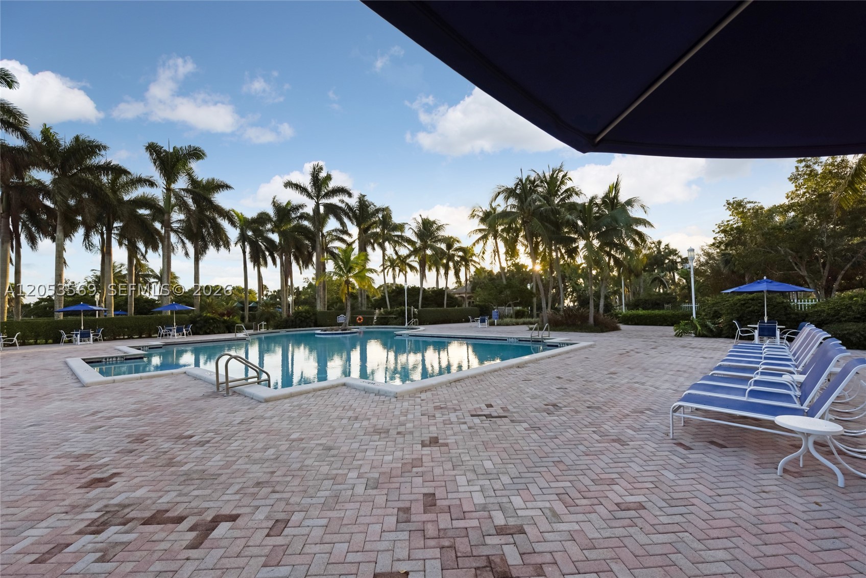 850 NW 168th Ave, Pembroke Pines FL 33028