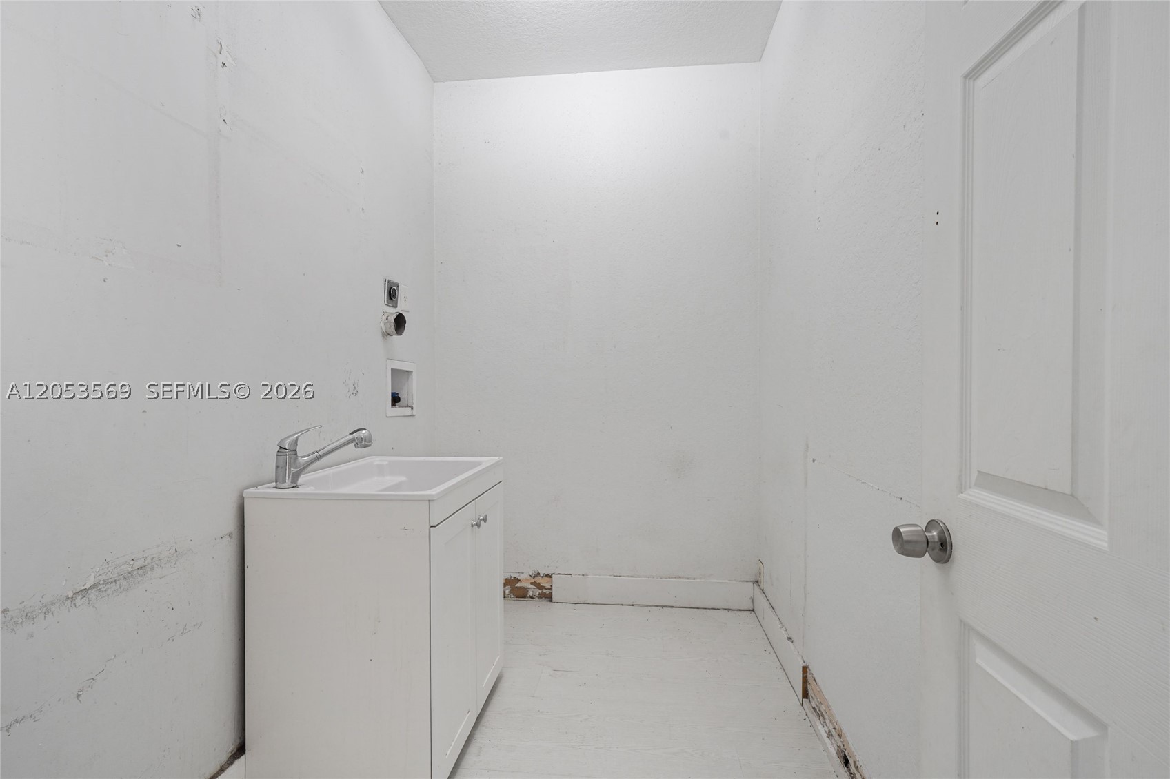 850 NW 168th Ave, Pembroke Pines FL 33028
