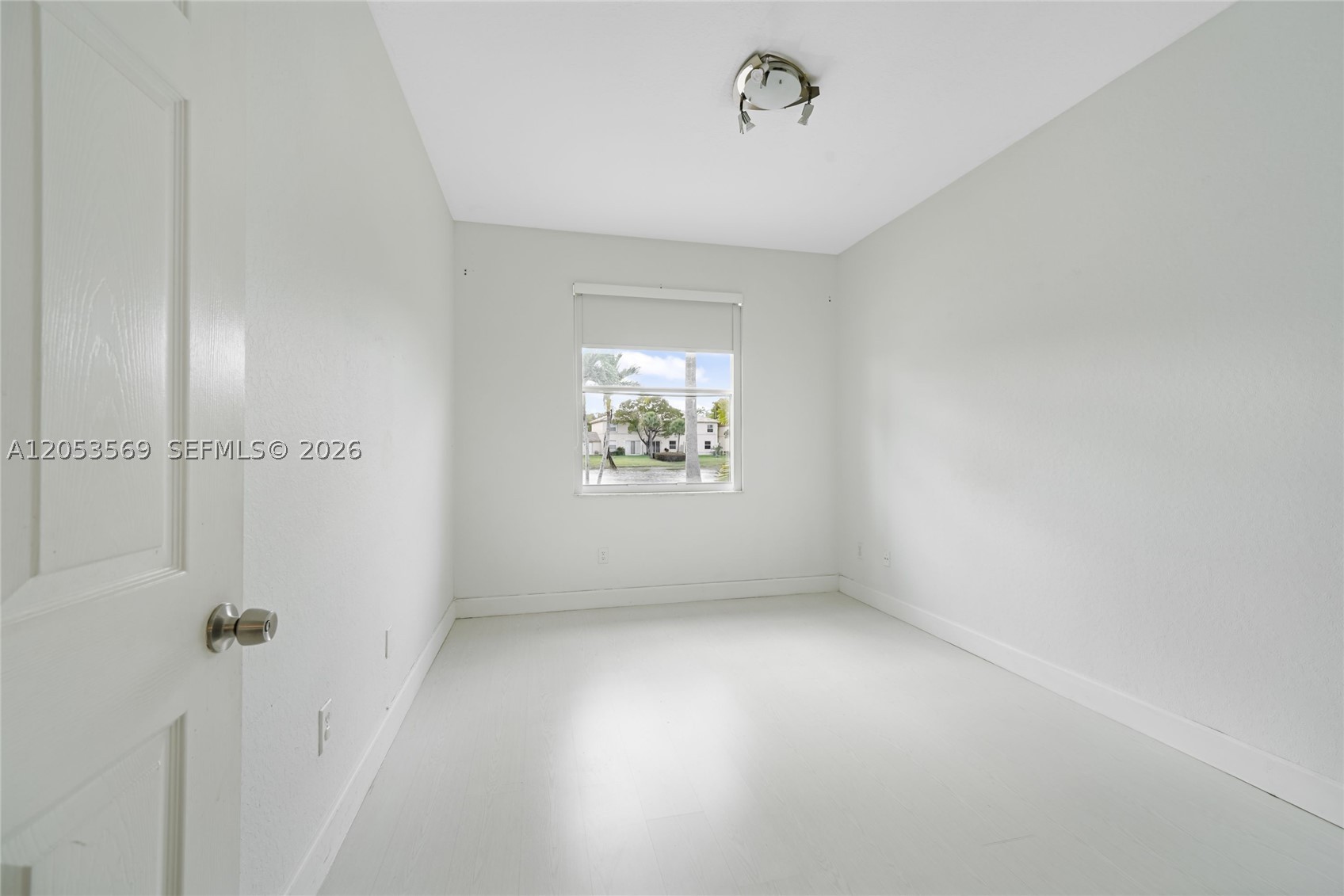 850 NW 168th Ave, Pembroke Pines FL 33028
