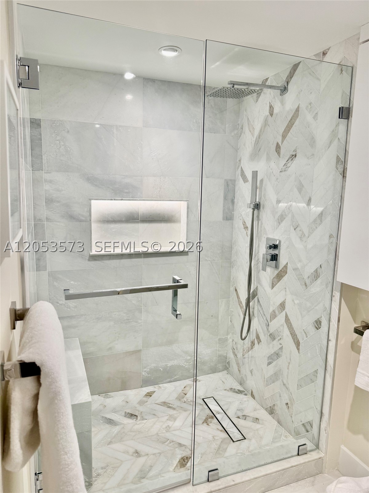 199 Ocean Lane Dr #311, Key Biscayne FL 33149