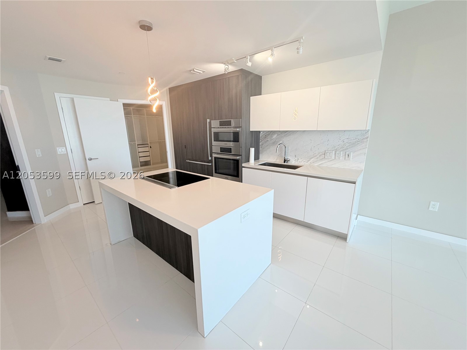 851 NE 1st Ave #2406, Miami FL 33132