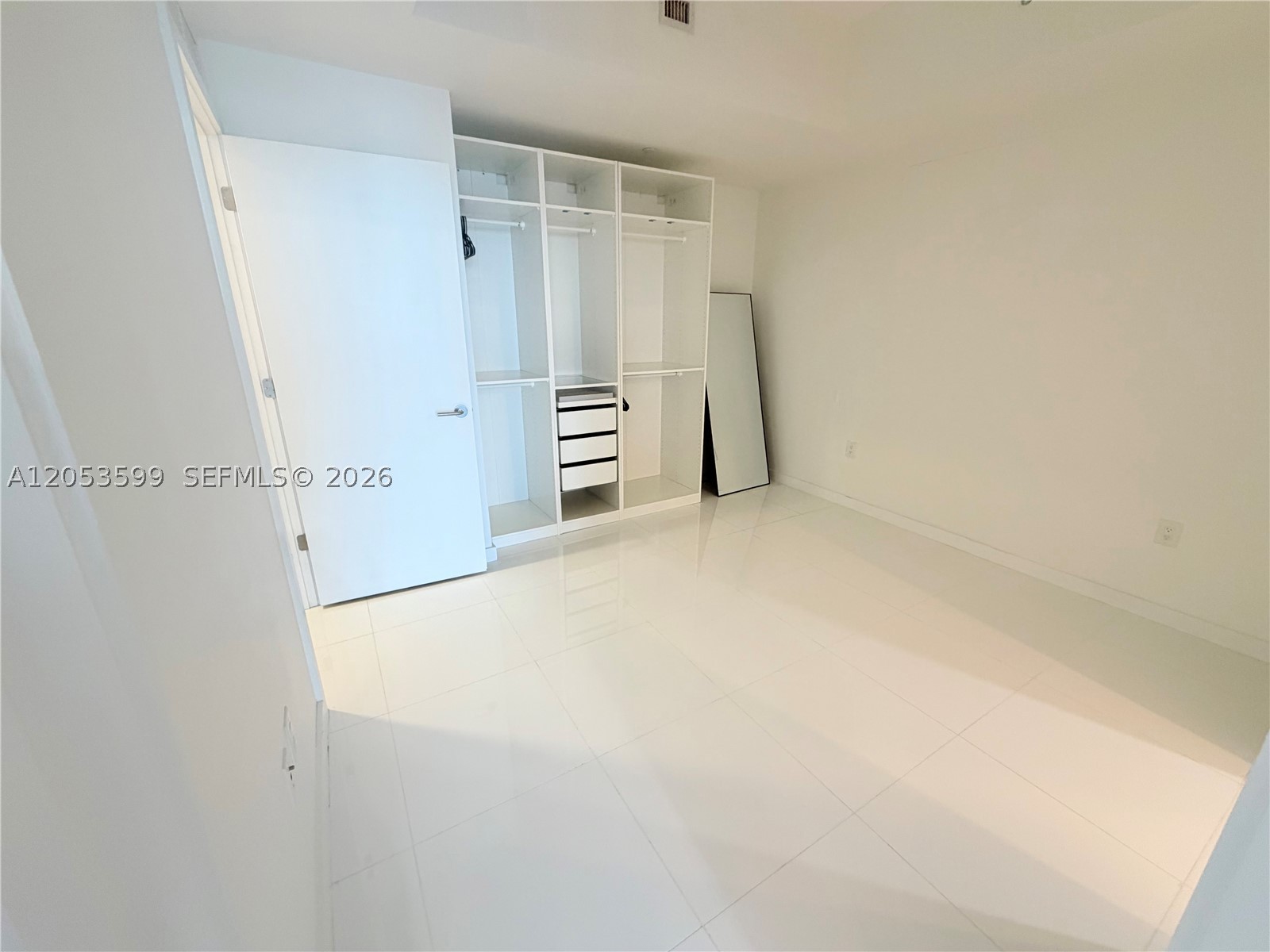 851 NE 1st Ave #2406, Miami FL 33132