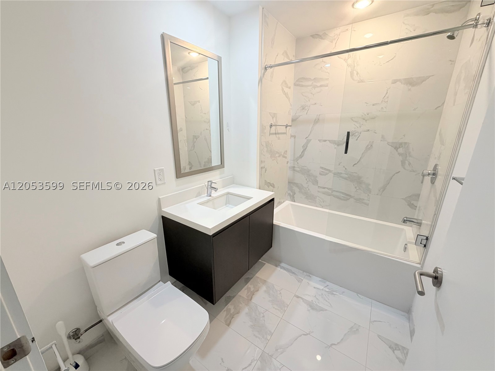 851 NE 1st Ave #2406, Miami FL 33132