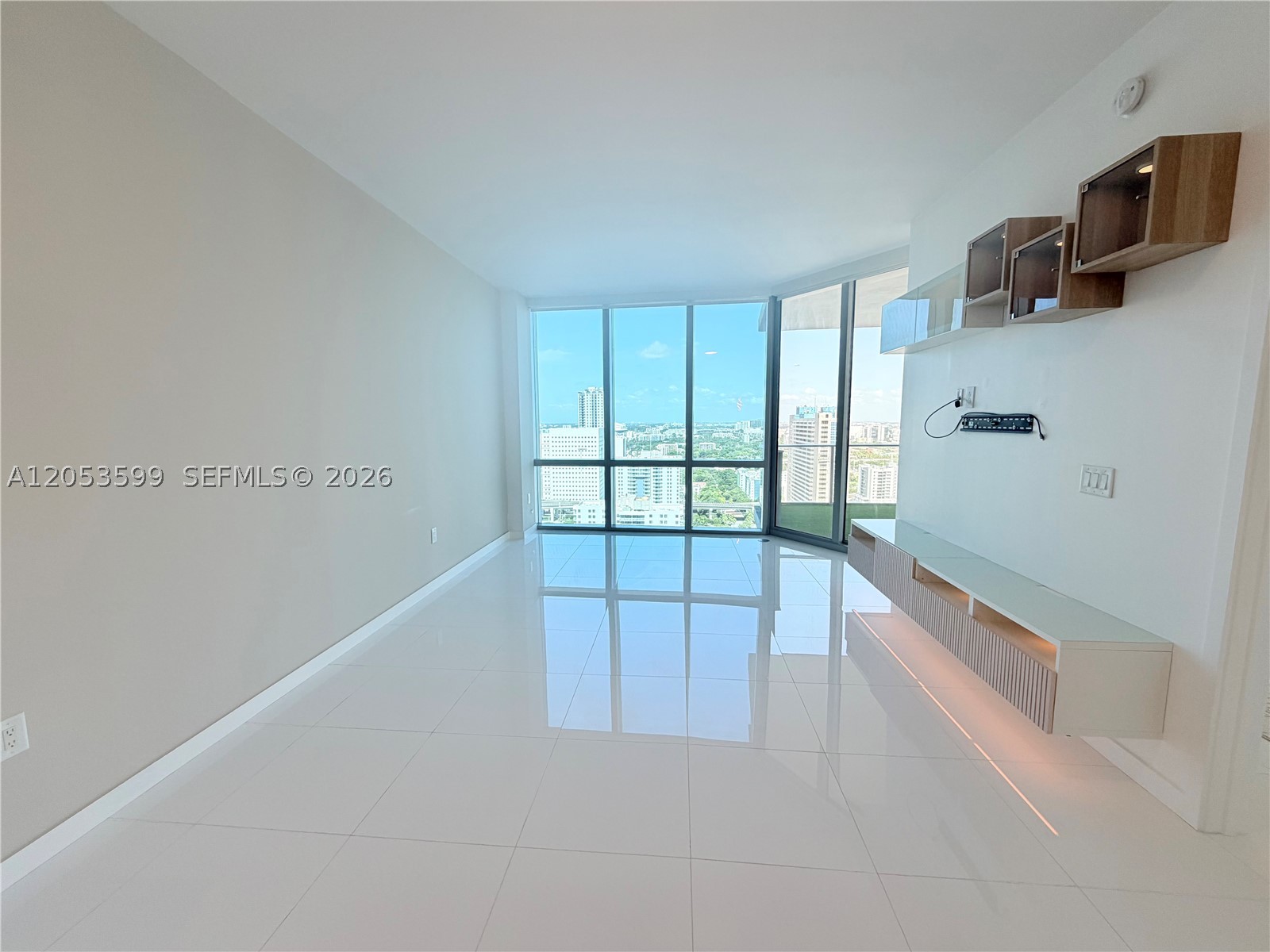 851 NE 1st Ave #2406, Miami FL 33132