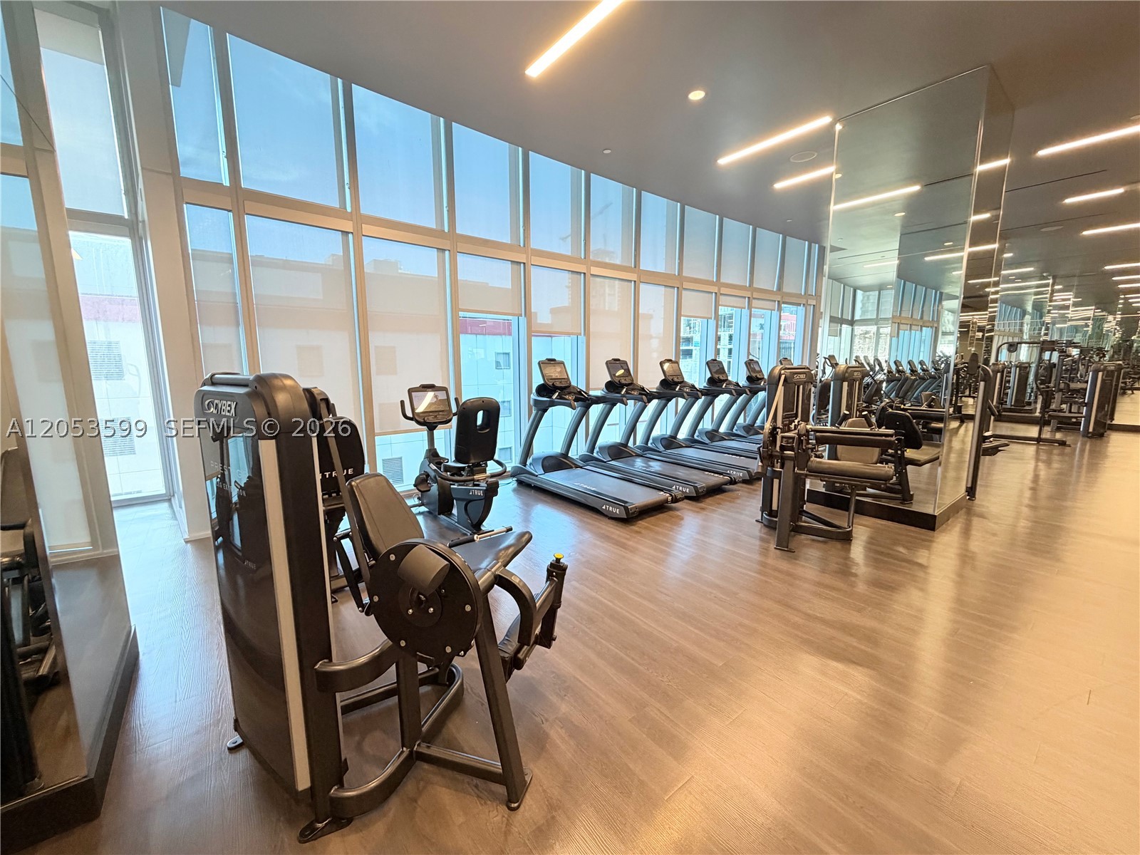 851 NE 1st Ave #2406, Miami FL 33132