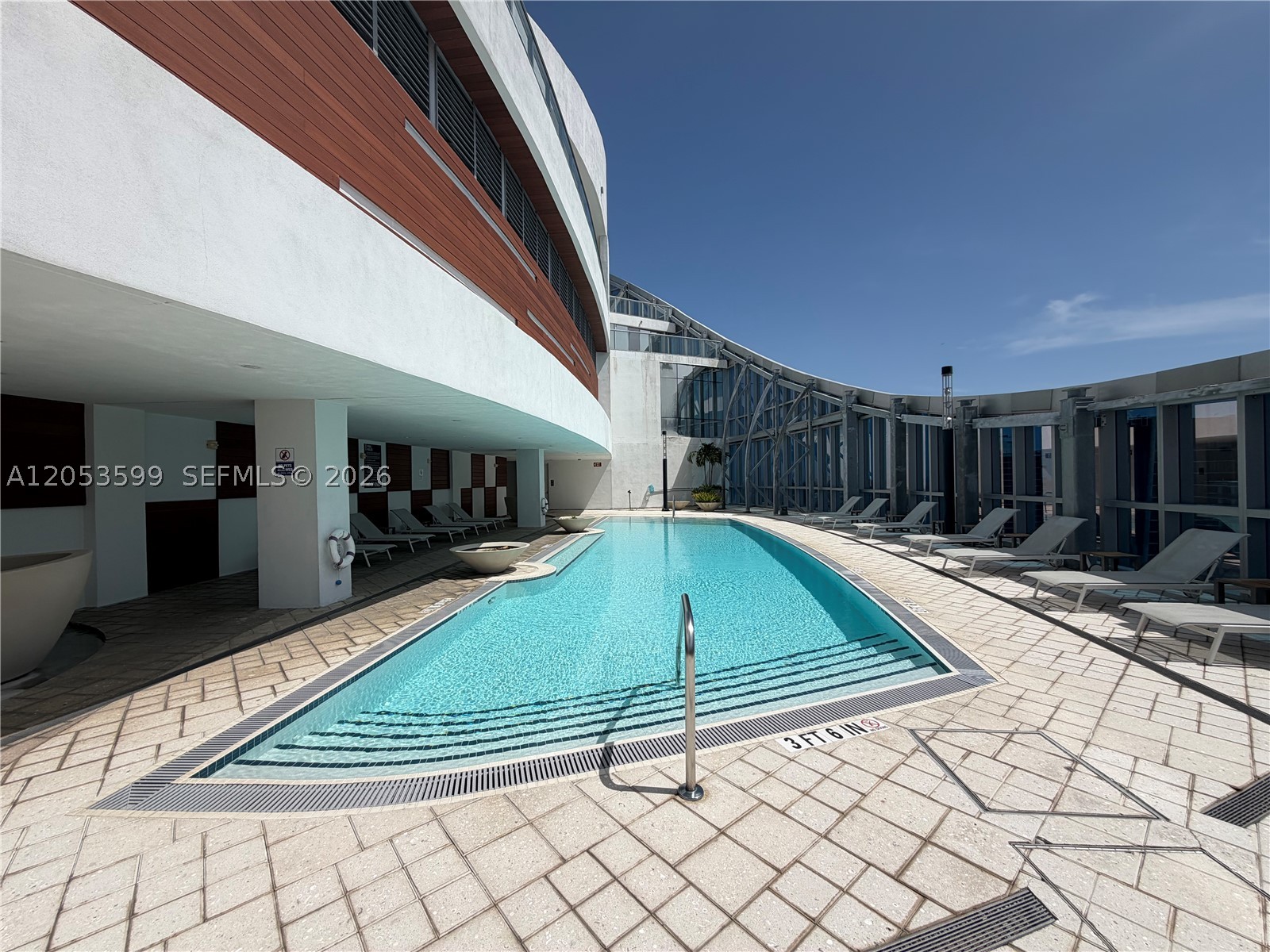 851 NE 1st Ave #2406, Miami FL 33132