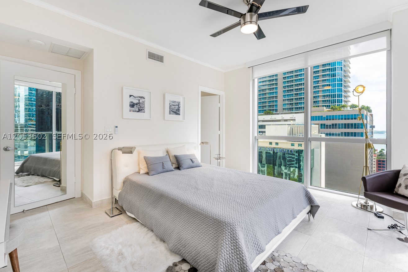 1060 Brickell Ave #1507, Miami FL 33131