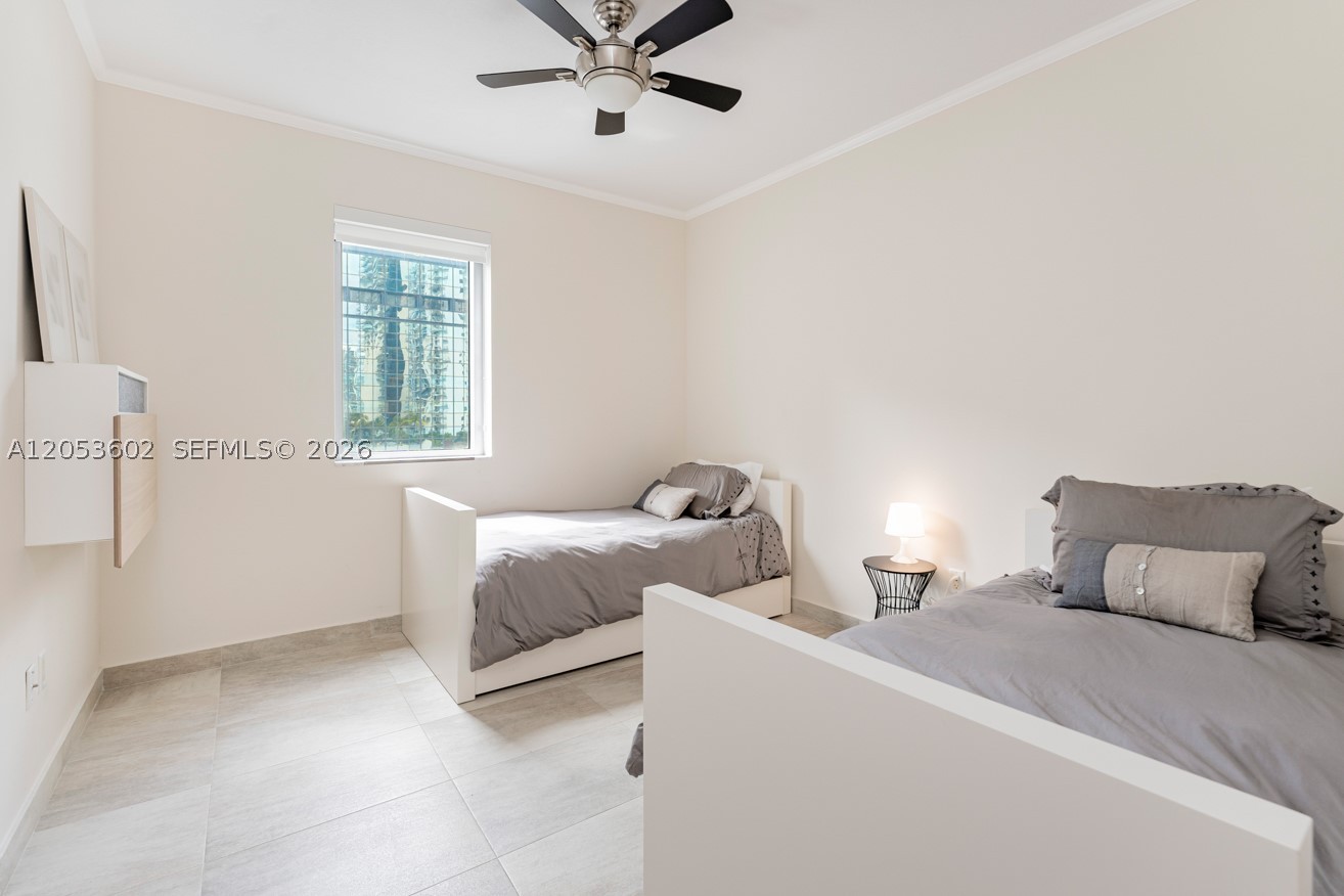 1060 Brickell Ave #1507, Miami FL 33131