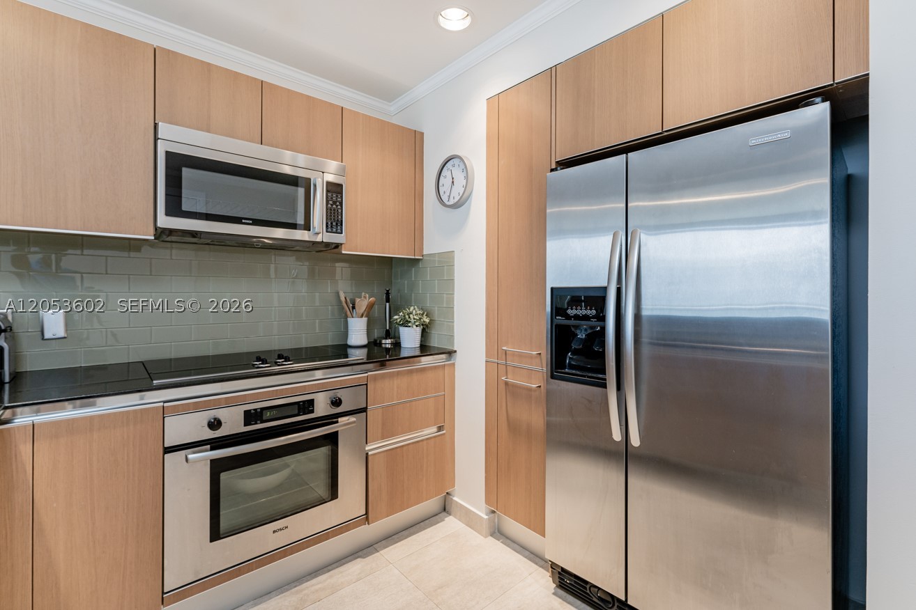 1060 Brickell Ave #1507, Miami FL 33131