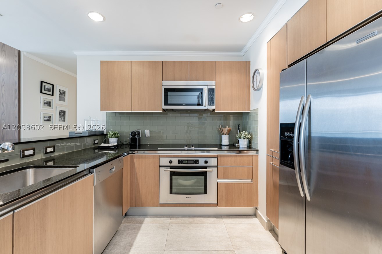1060 Brickell Ave #1507, Miami FL 33131