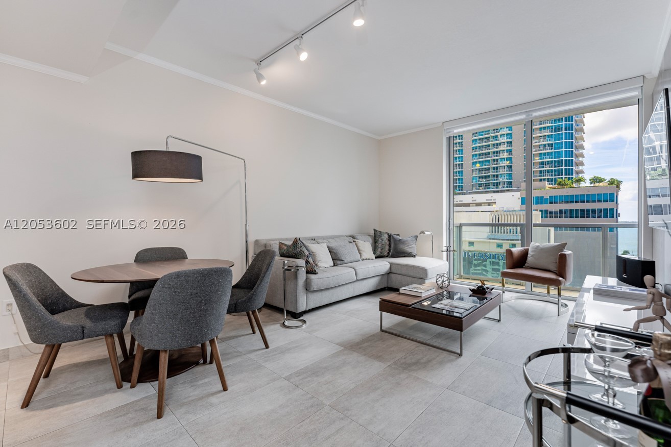 1060 Brickell Ave #1507, Miami FL 33131