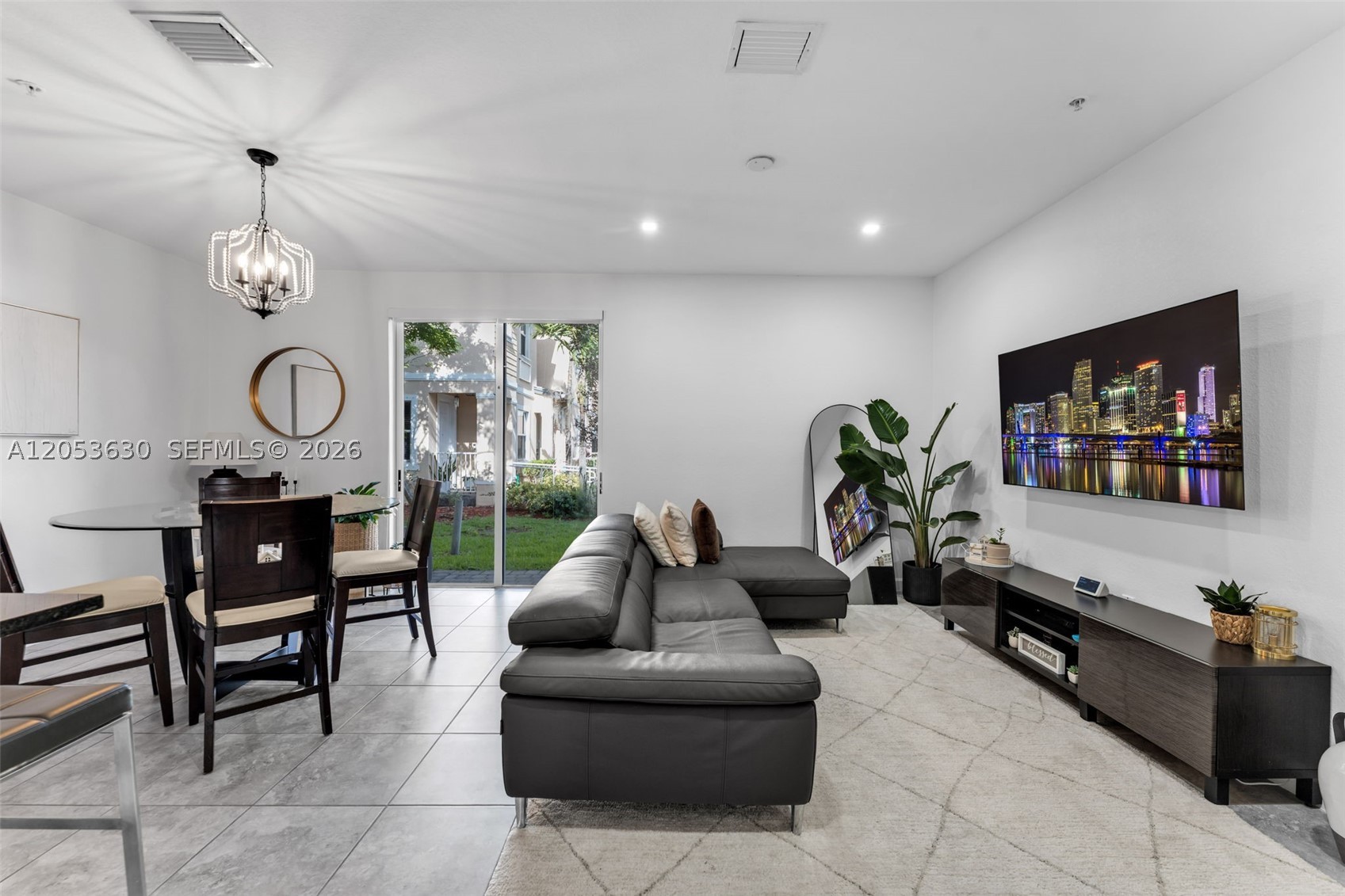 134 SE 28th Ter #10, Homestead FL 33033