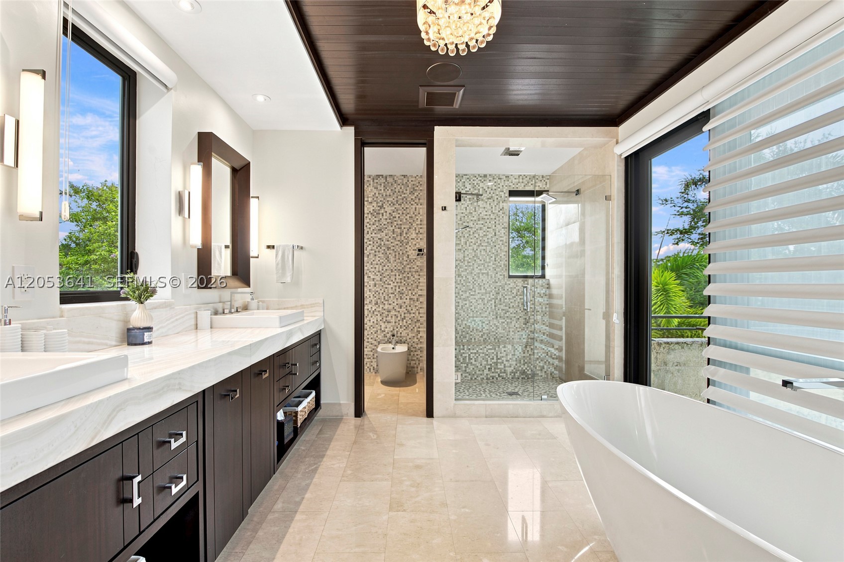 3714 Pine Lake Dr, Weston FL 33332