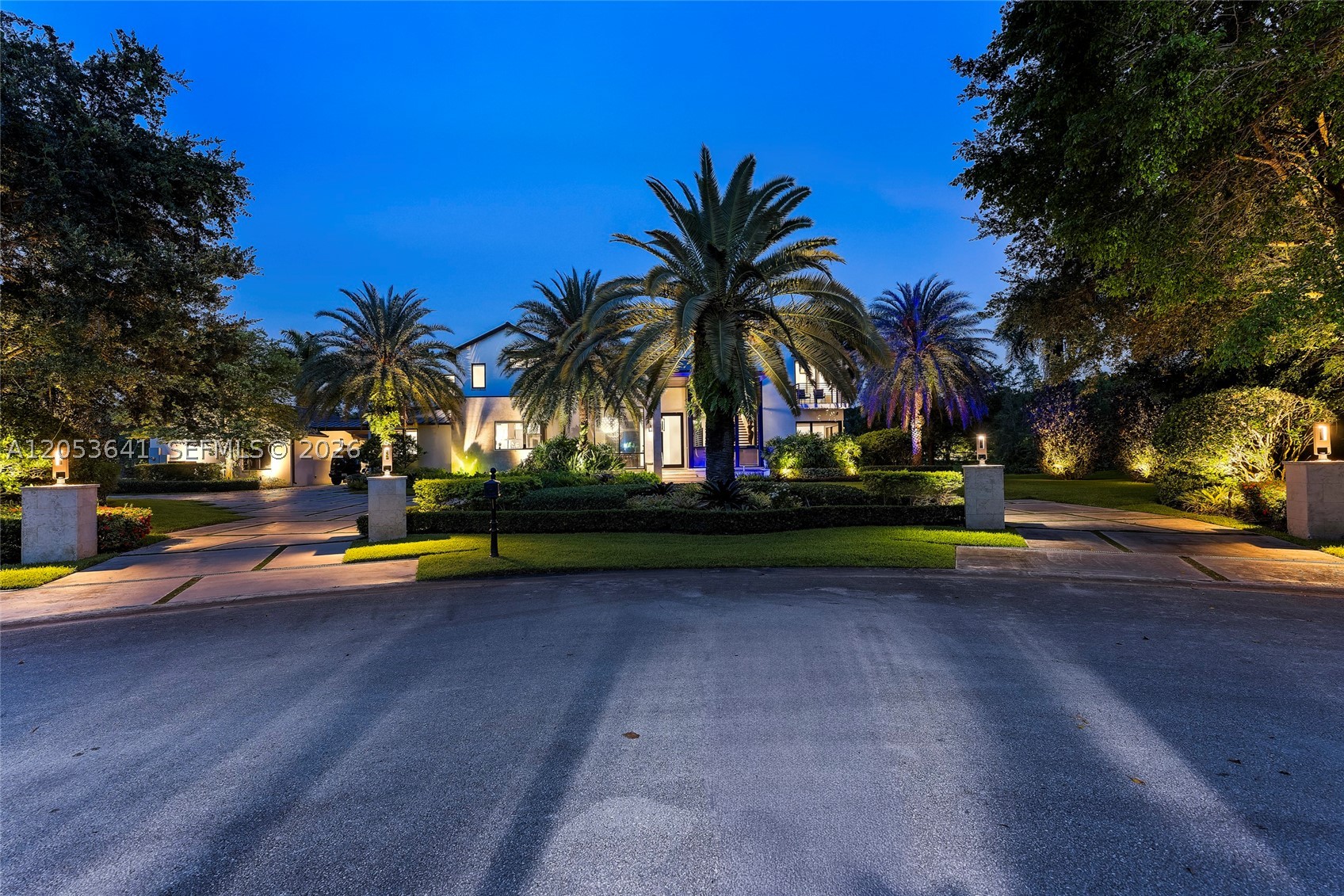 3714 Pine Lake Dr, Weston FL 33332