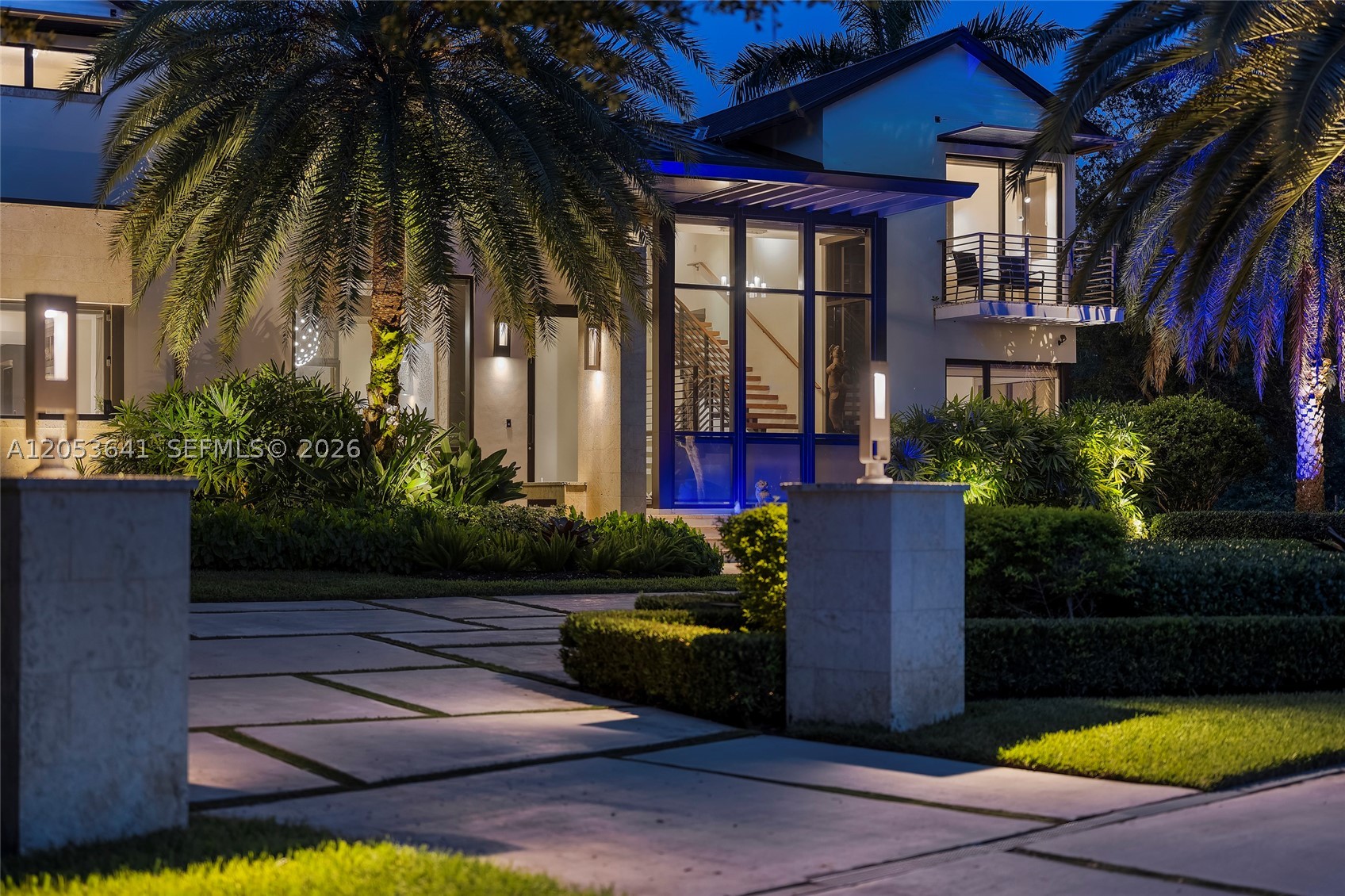 3714 Pine Lake Dr, Weston FL 33332
