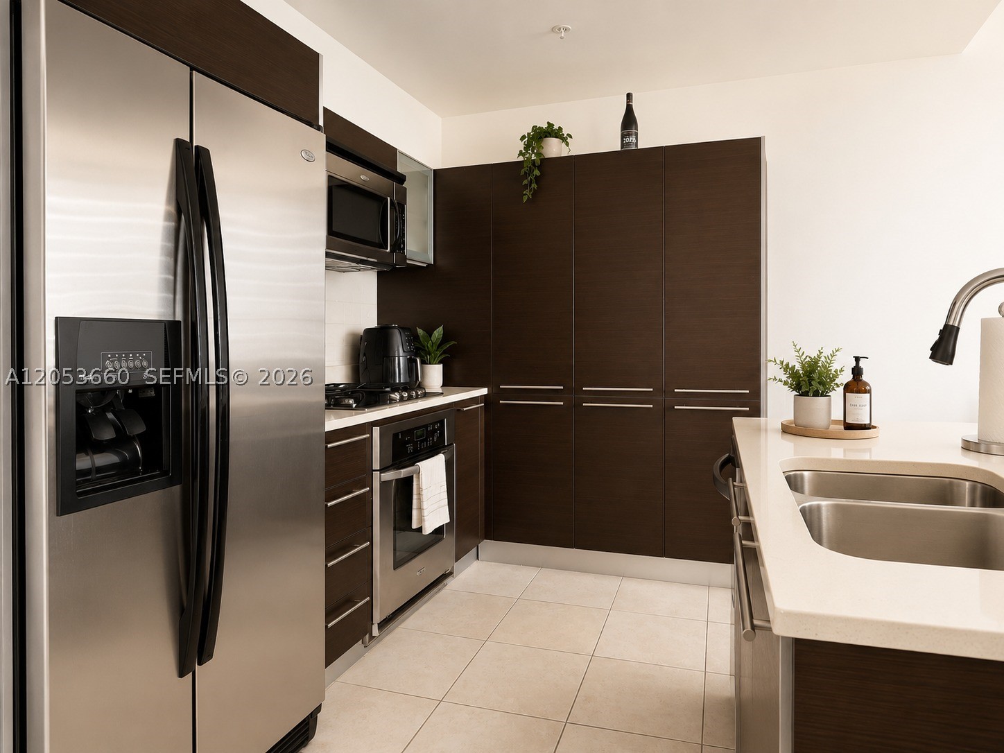 1900 N Bayshore Dr #3807, Miami FL 33132