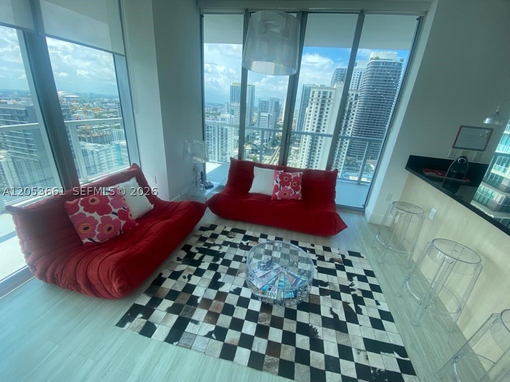 79 SW 12th St #3312-S, Miami FL 33130